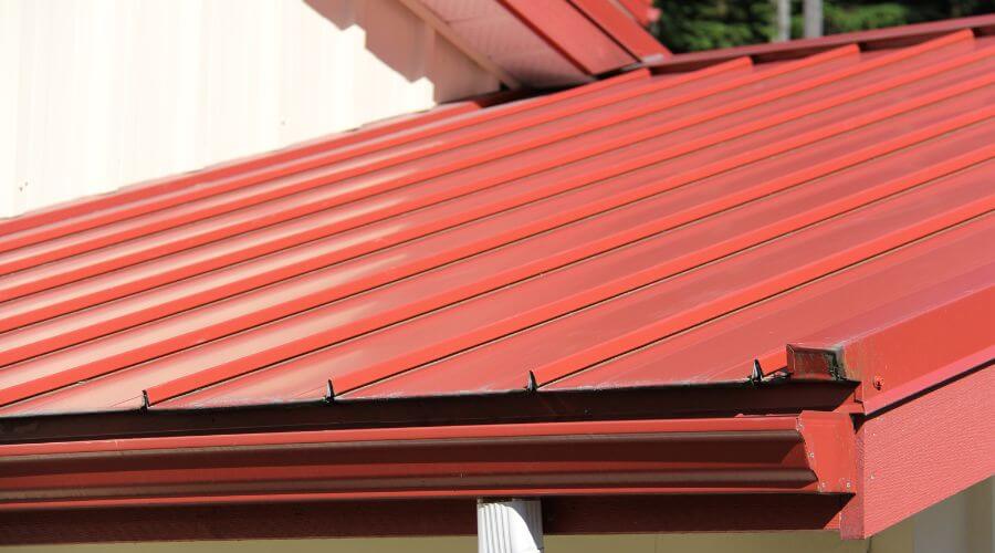 Roof Gutter Cleaning in Dexter, ME